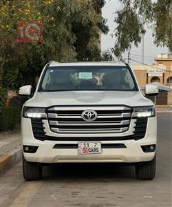 تويوتا لاندكروزر